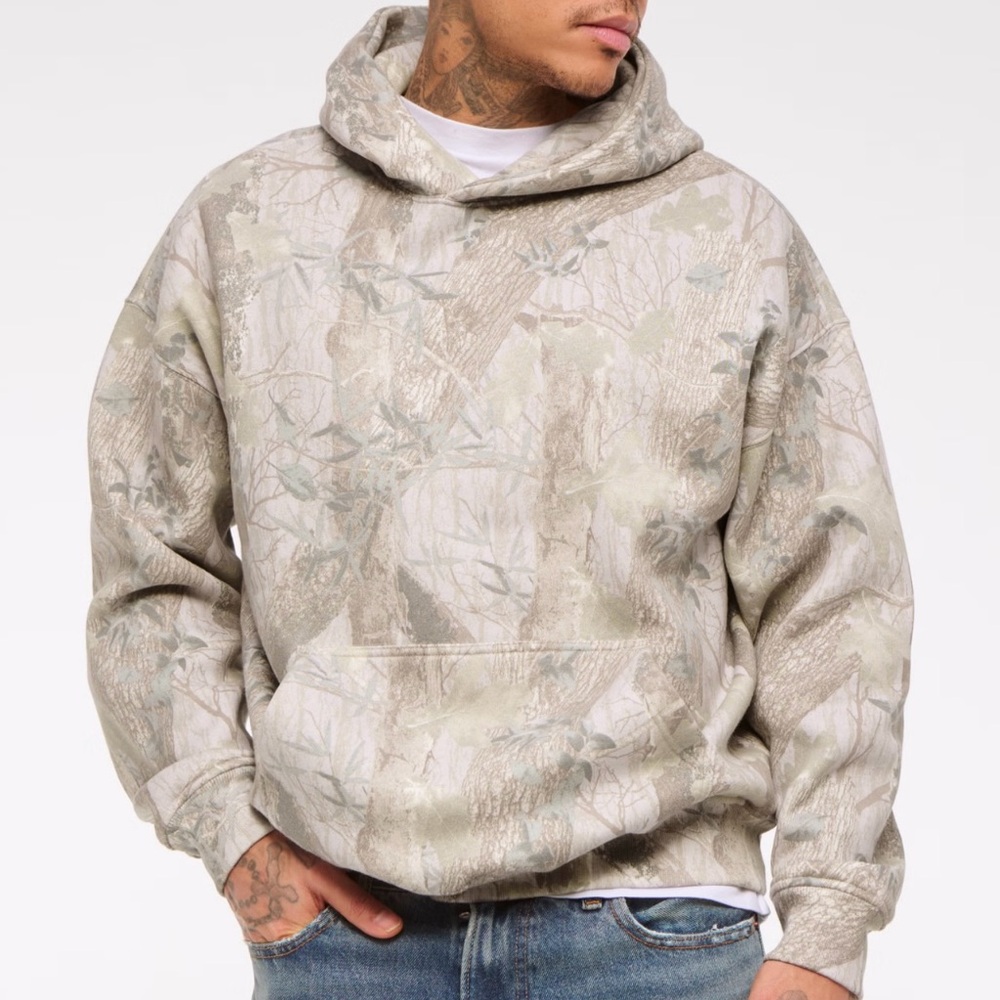 Abercrombie & Fitch Beige Camo Hoodie